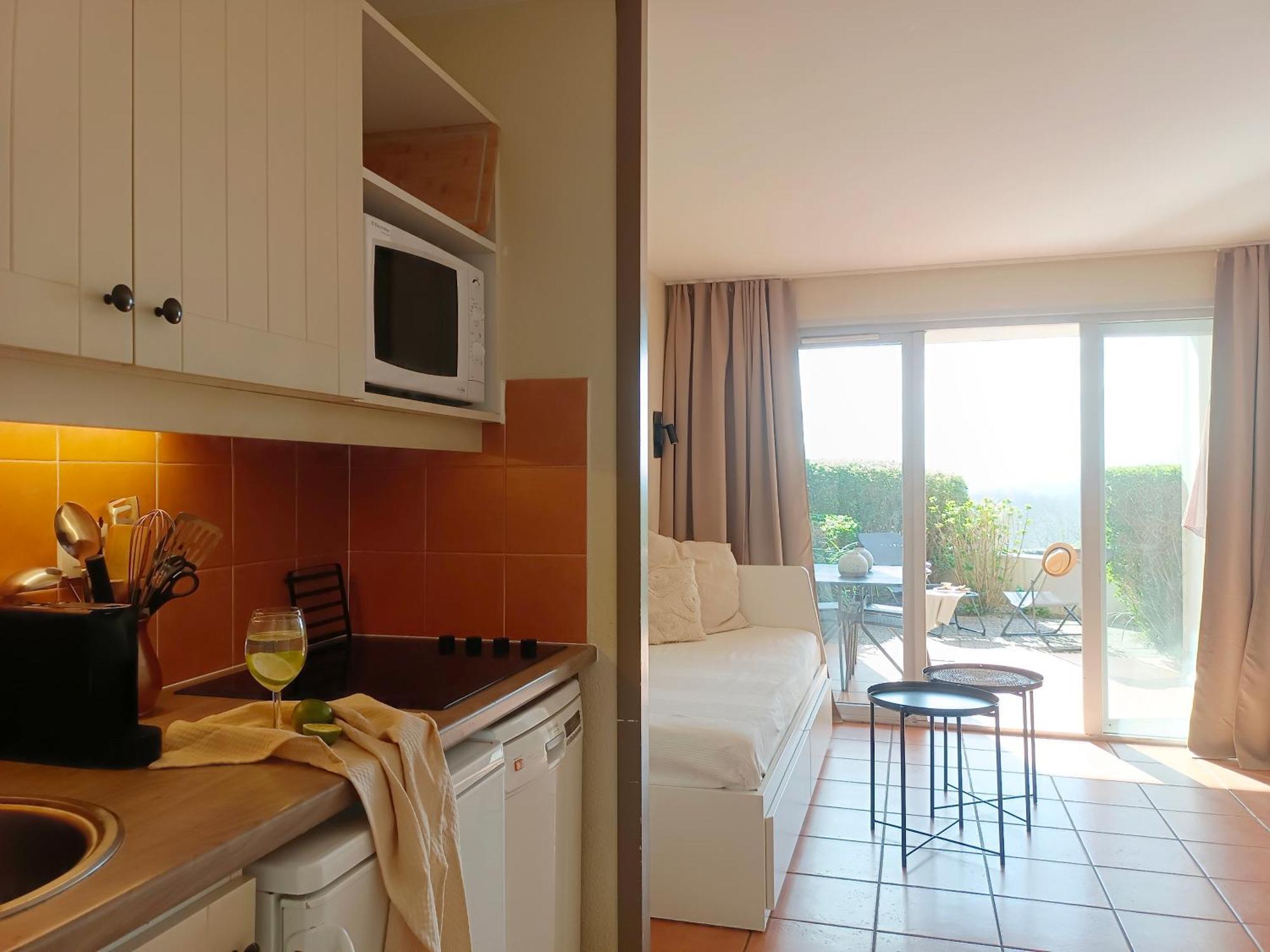T1 Bis Avec Piscine Vue Golf Et Montagnes Apartment Arcangues Exterior photo